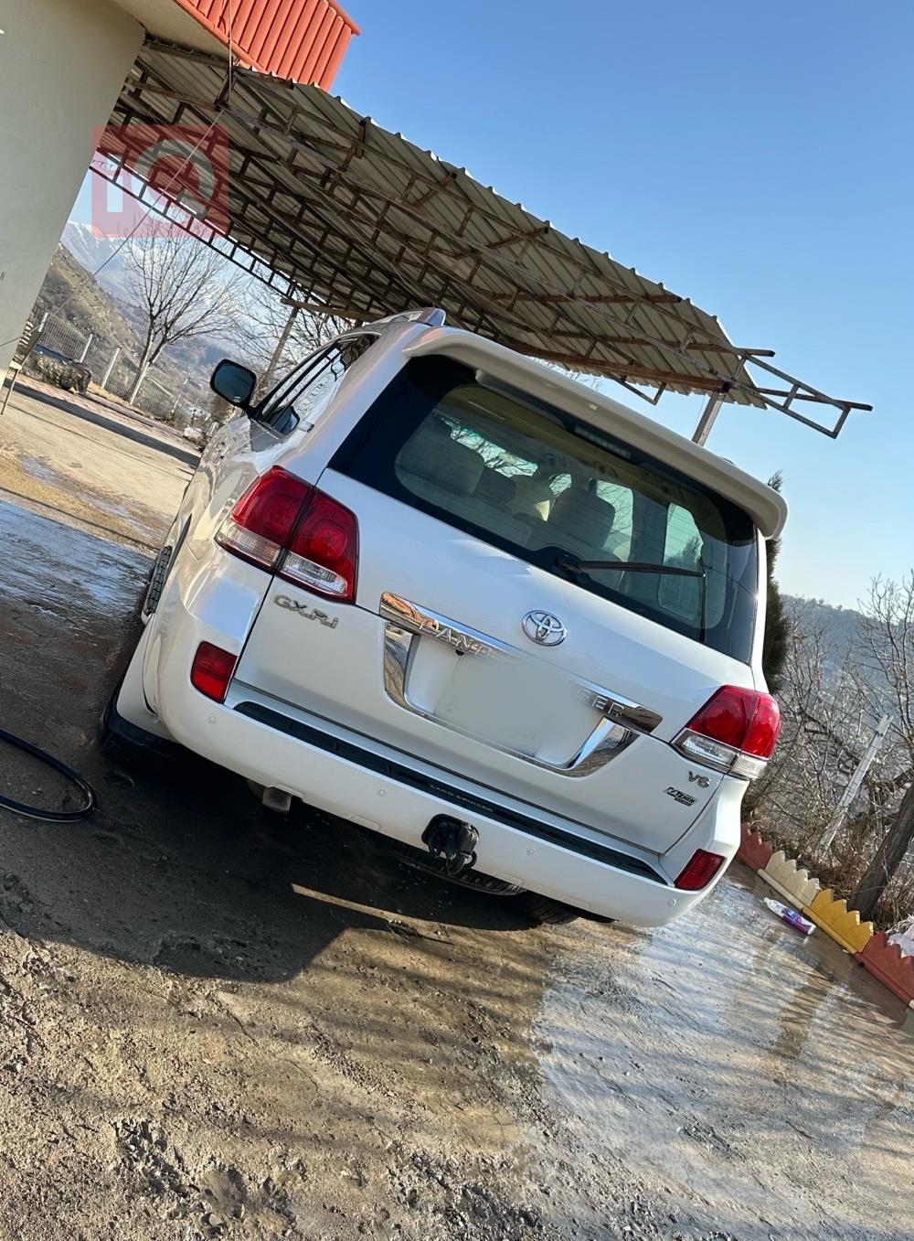 تويوتا لاندكروزر